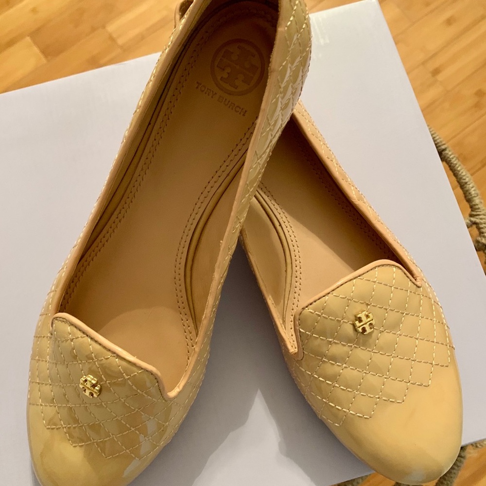 Authentic Tory Burch Leather Flats